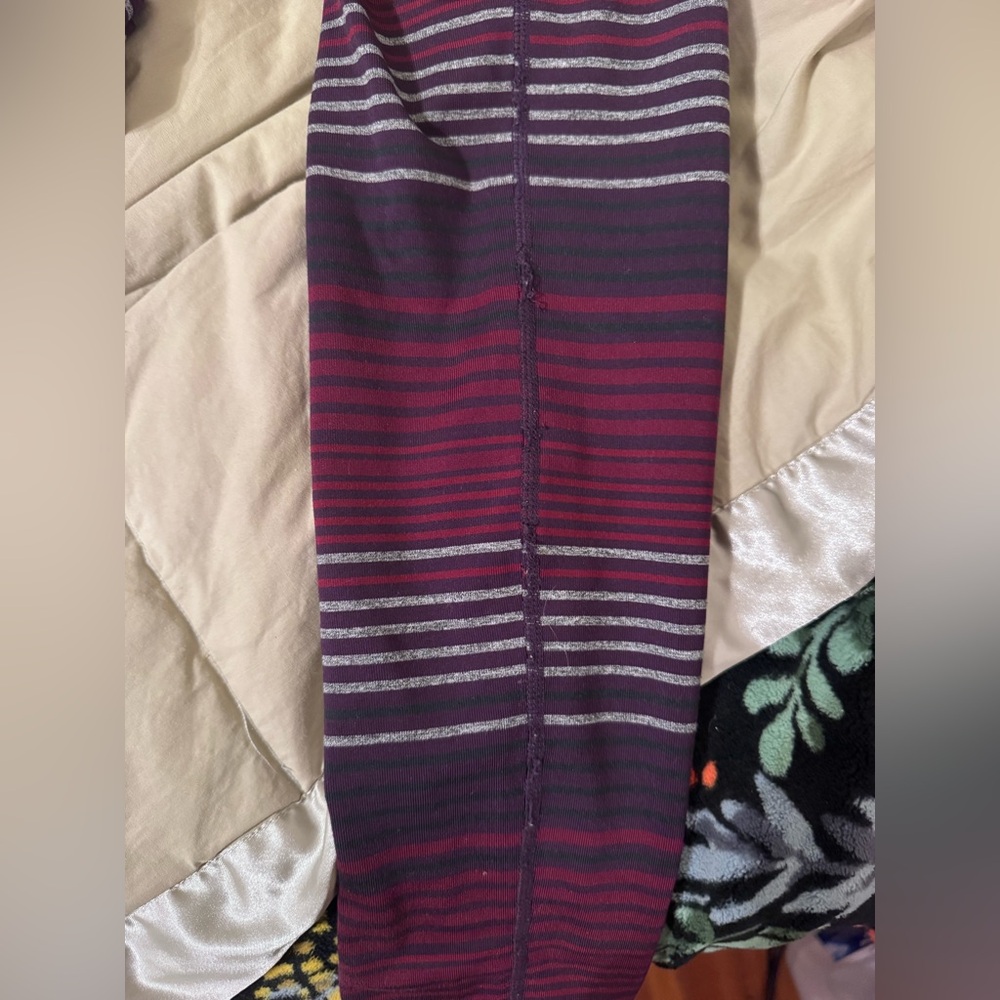 Vintage Athleta Chaturanga Leggings medium TALL ($5 add-on!!) - Picture 7 of 9
